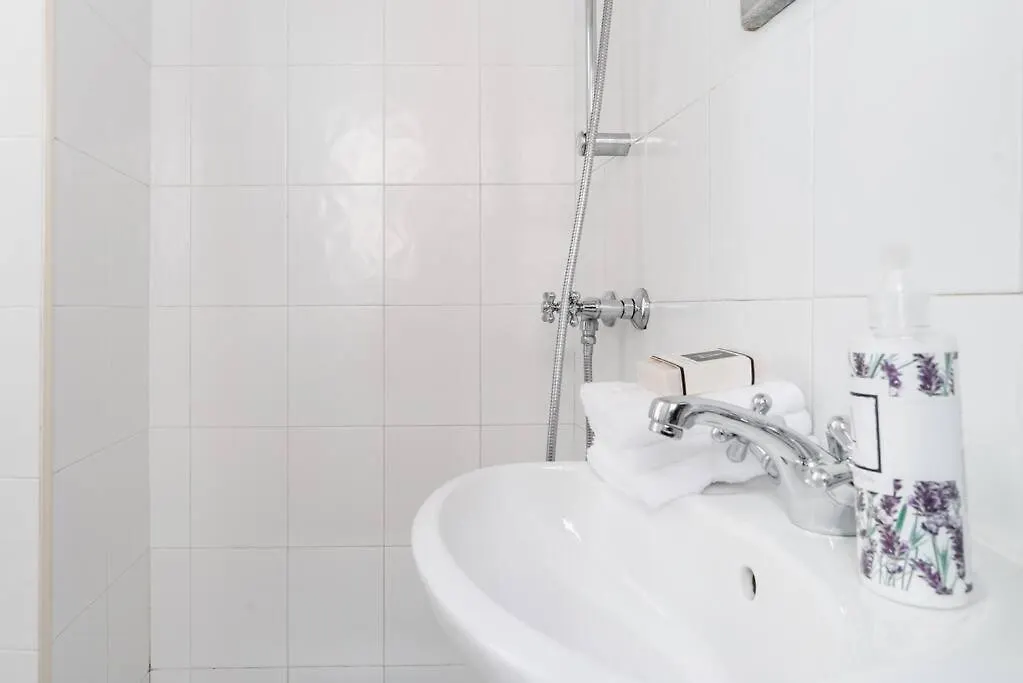 Authentic Seafront Experience Apartment Sliema 0*,