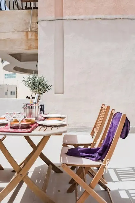 Authentic Seafront Experience Apartment Sliema 0*,