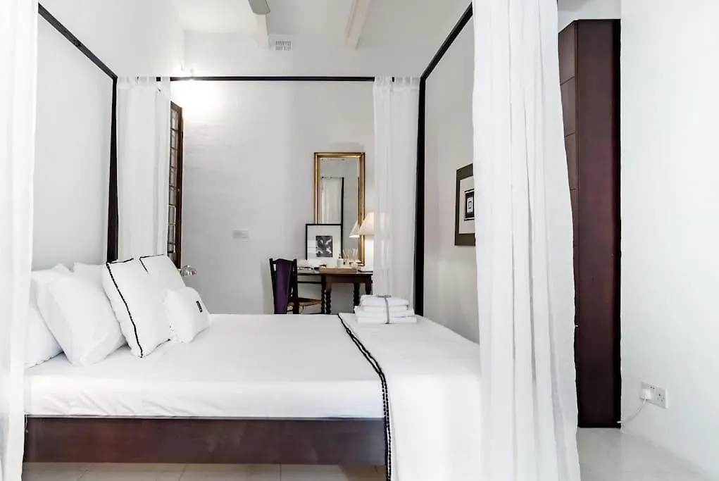 Authentic Seafront Experience Apartment Sliema 0*,